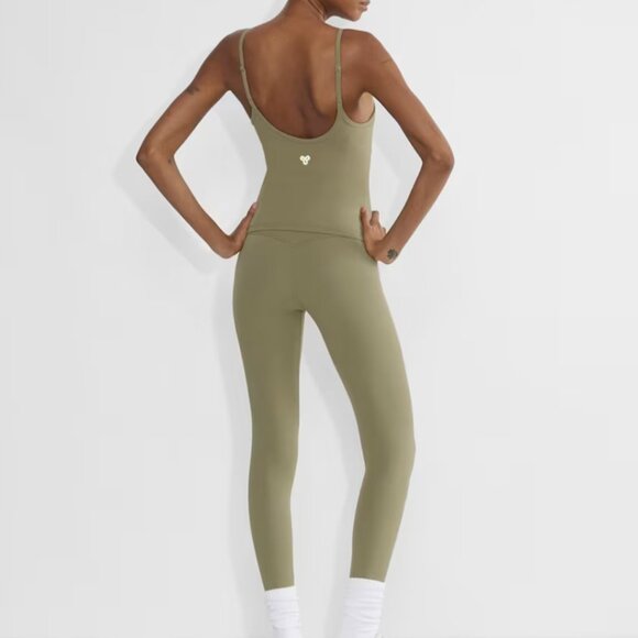 NWT Aritzia GOLDEN BUTTER Cheeky Hi-Rise 26" Legging Sundried Olive 4 - Picture 4 of 7